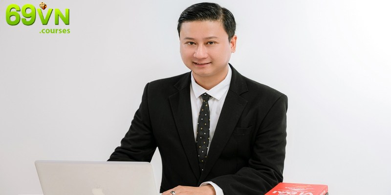 Tầm nhìn của các tác giả tập trung phát triển sân chơi 